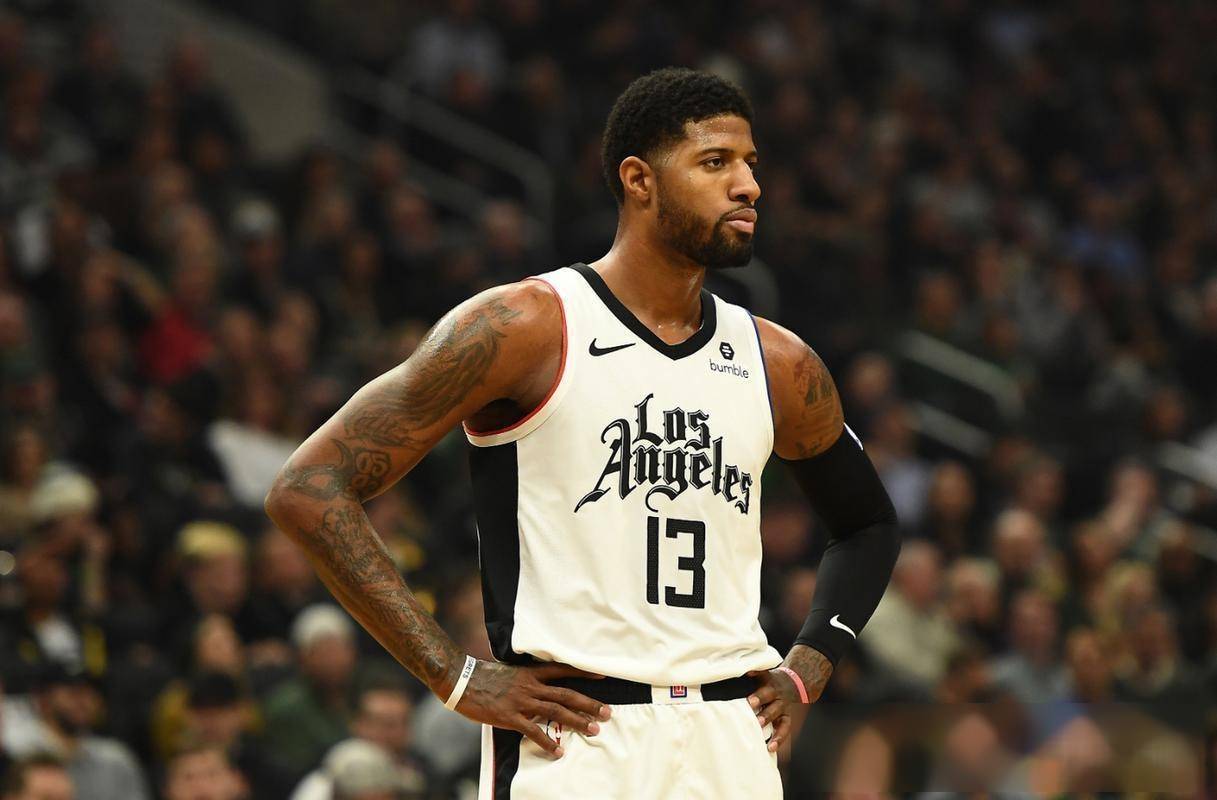 雷火电竞主播-保罗乔治砍下三双，带领洛杉矶快船横扫华盛顿奇才的简单介绍