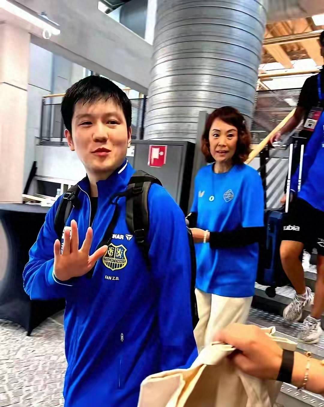 关于法国乒乓球队碾压波兰乒乓球队,樊振东送出助攻的信息 关于法国乒乓球队碾压波兰乒乓球队,樊振东送出助攻的信息